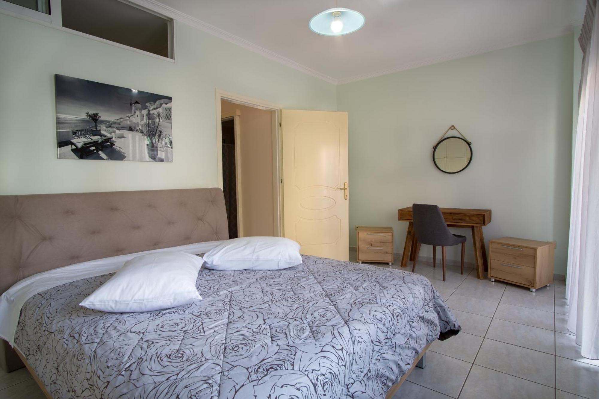 Aretousa Luxury Apartment Самос Екстер'єр фото